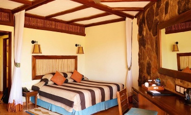02 Nights 03 Days Kilaguni Serena Flying Package